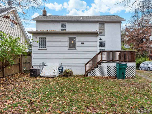 $285,000 | 22 North Iola Drive, St. Louis, MO 63119