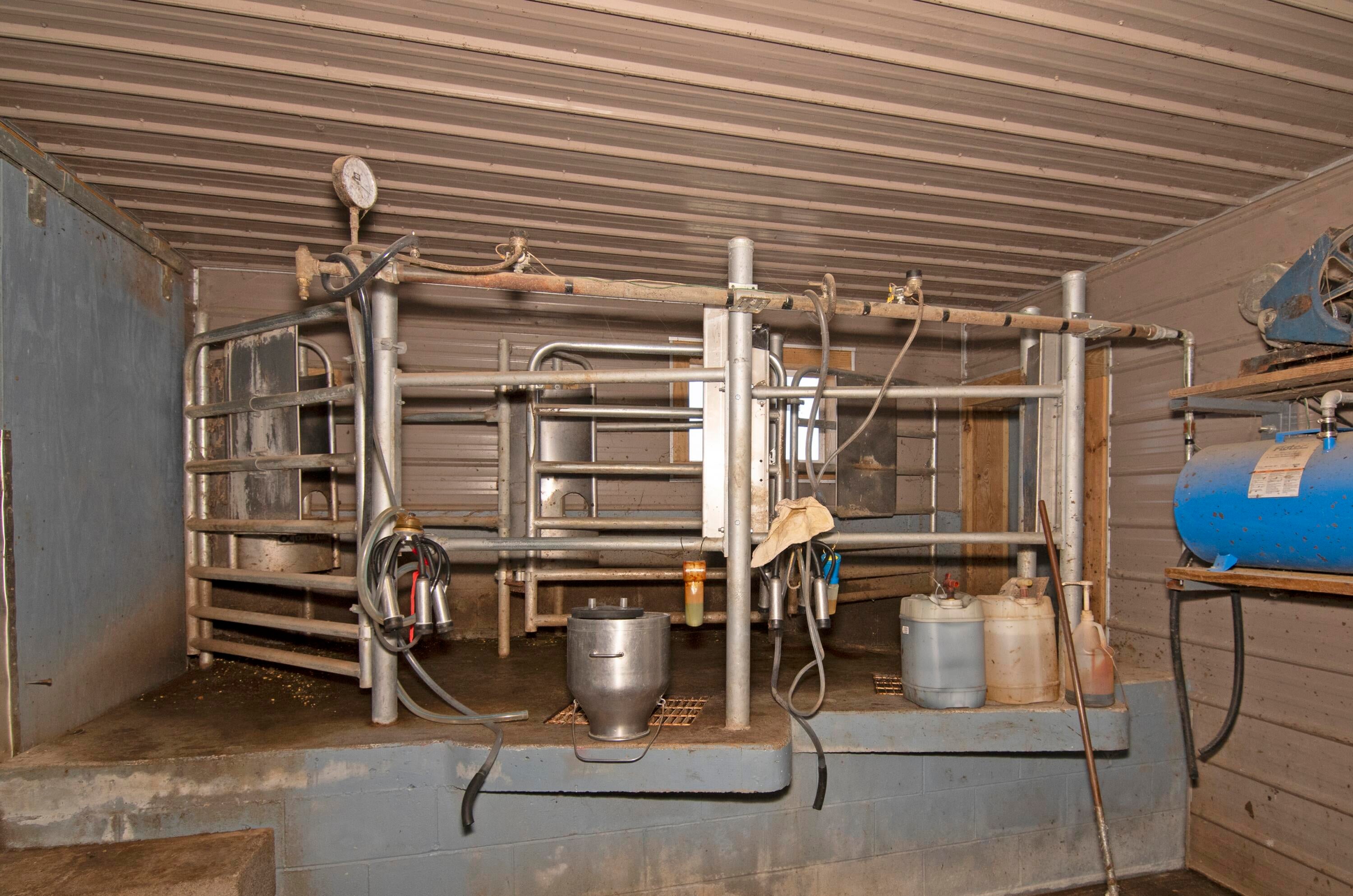 656 Miller Farm Road Peterstown, WV 24963 - Photo 118 of 156 Barn Processing Room