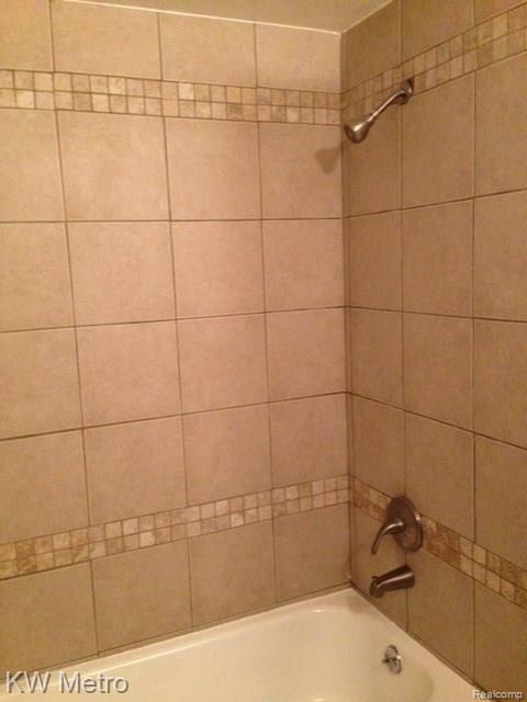 30236 Southfield Road Southfield, MI 48076 - Photo 12 of 16 photo 3.jpg