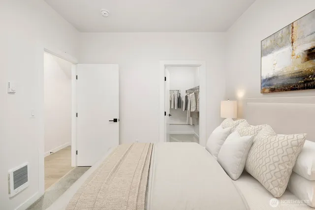 $584,950 | 546 South Cloverdale Street, Unit D, Seattle, WA 98108