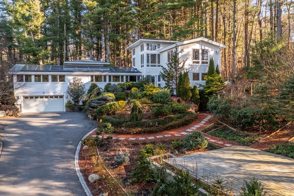 20 Westerly Road Weston, MA 02493 - Photo 1 of 1 Gallery Image 1