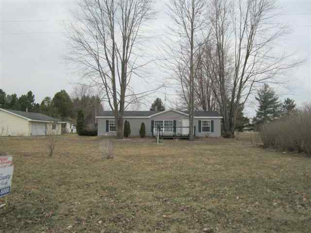 6801 Mortimer Line Road Lexington, MI 48450 - Photo 2 of 13 31095011-1.JPG