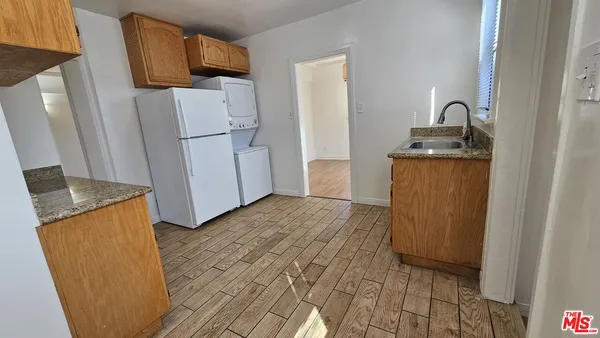 $1,425,000 | 6141 Hazeltine Avenue, Van Nuys, CA 91401