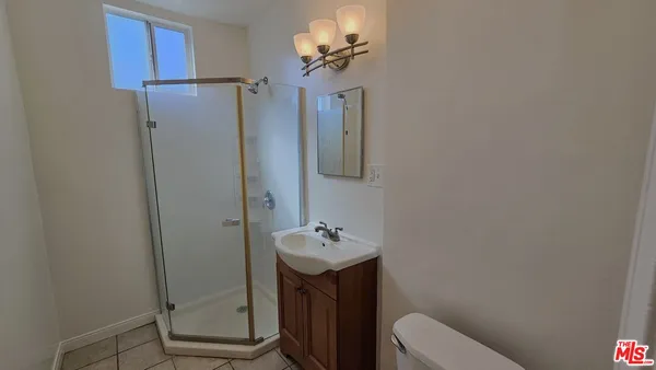 $1,425,000 | 6141 Hazeltine Avenue, Van Nuys, CA 91401