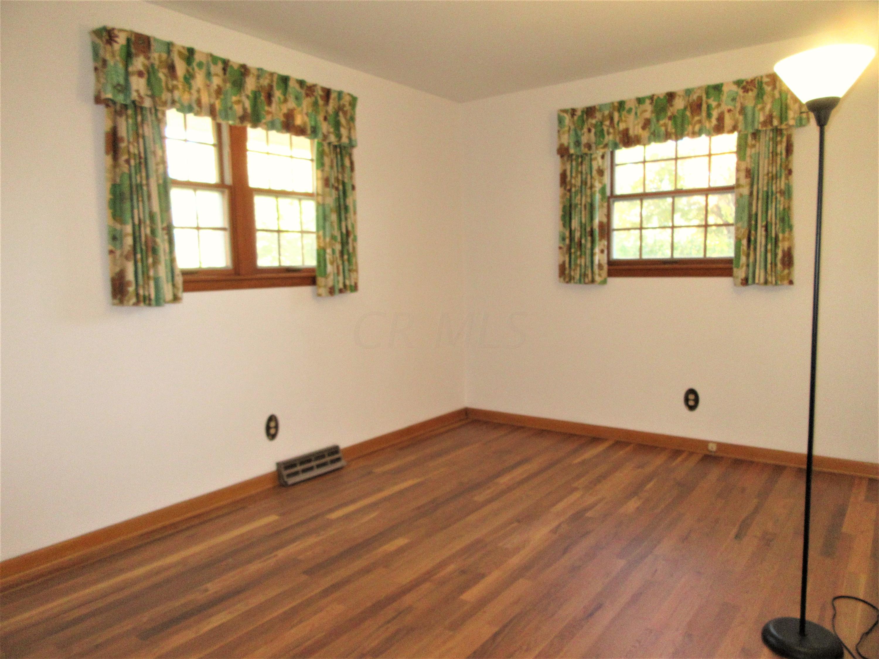 4376 Sandy Lane Road Columbus, OH 43224 - Photo 11 of 26 Gallery Image 11