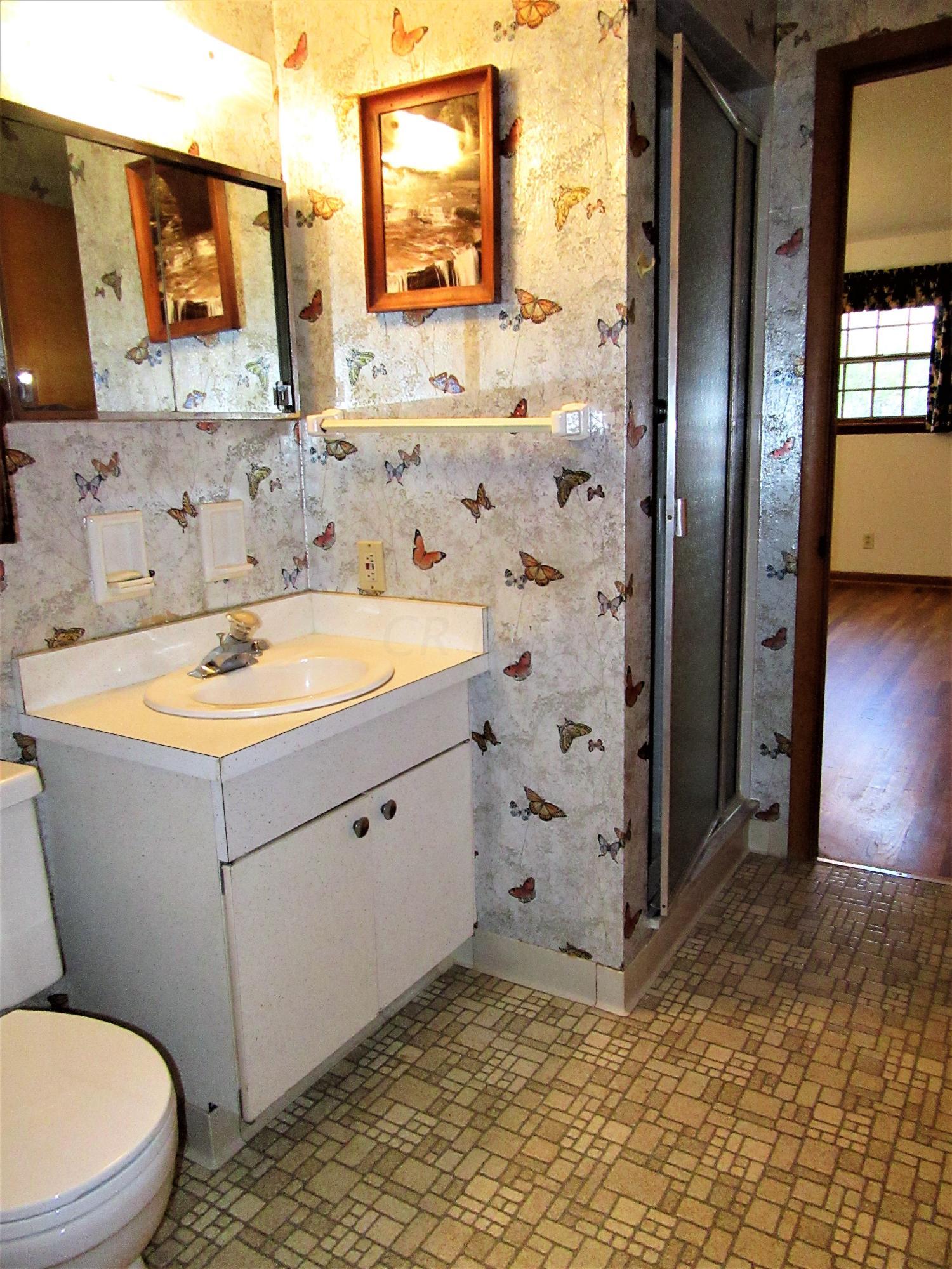 4376 Sandy Lane Road Columbus, OH 43224 - Photo 8 of 26 Gallery Image 8