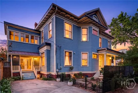 $1,249,000 | 121 East 36th Street, Savannah, GA 31401