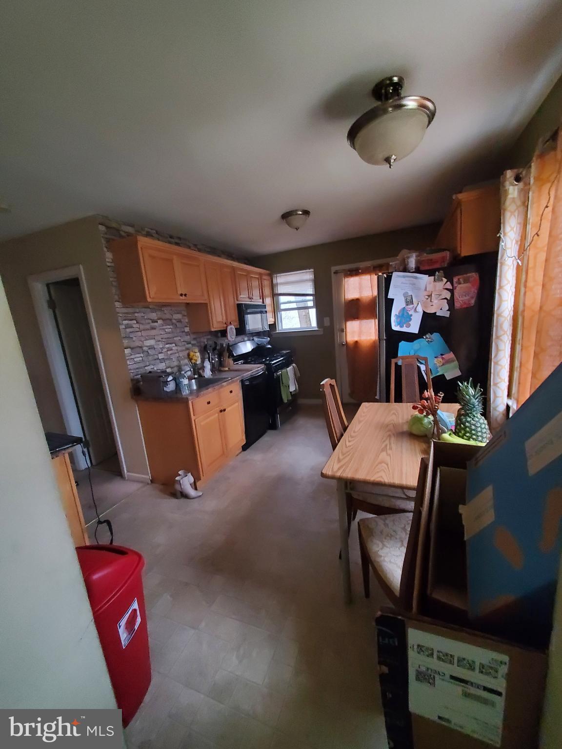 76 Cedar Lane Clementon, NJ 08021 - Photo 6 of 17 Gallery Image 6