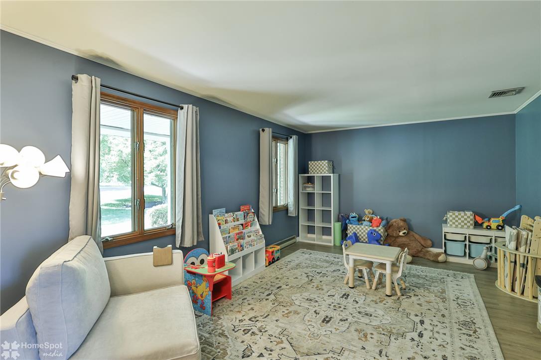 6124 Hilltop Road Orefield, PA 18069 - Photo 8 of 57