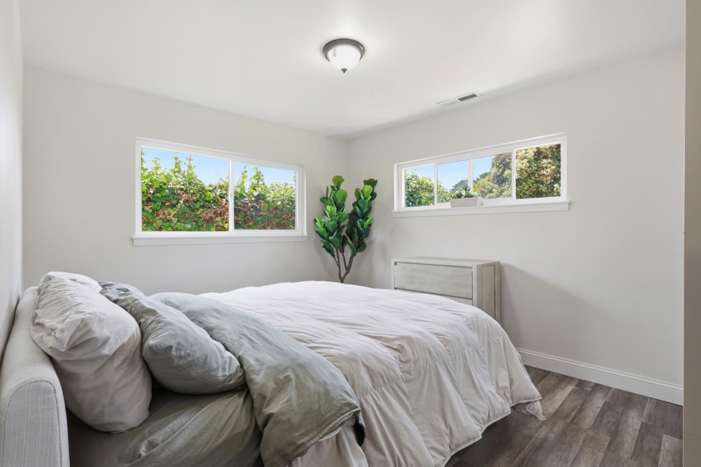 501 Brighton Road Pacifica, CA 94044 - Photo 14 of 21
