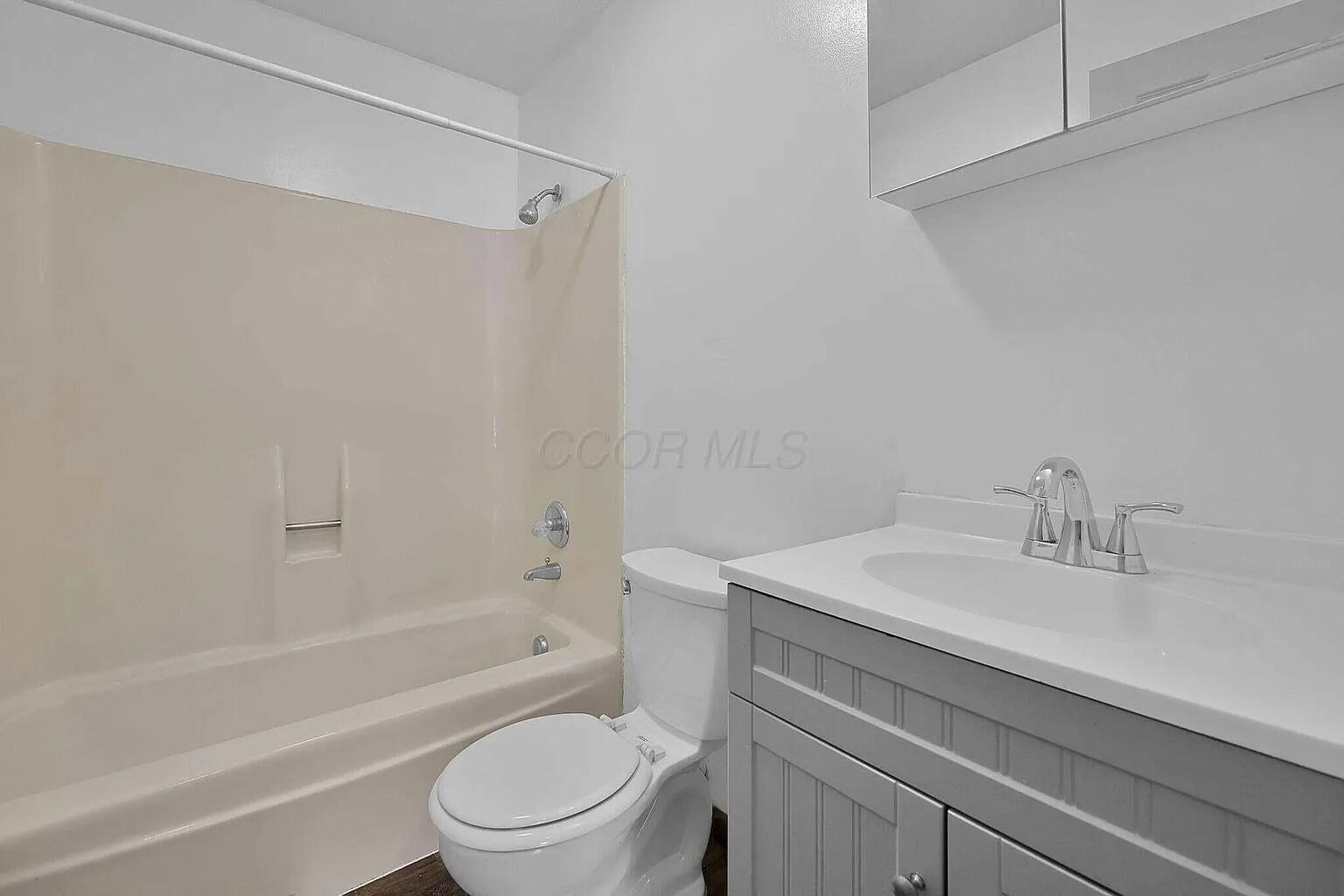 65 Neil Street Delaware, OH 43015 - Photo 9 of 17 Bathroom