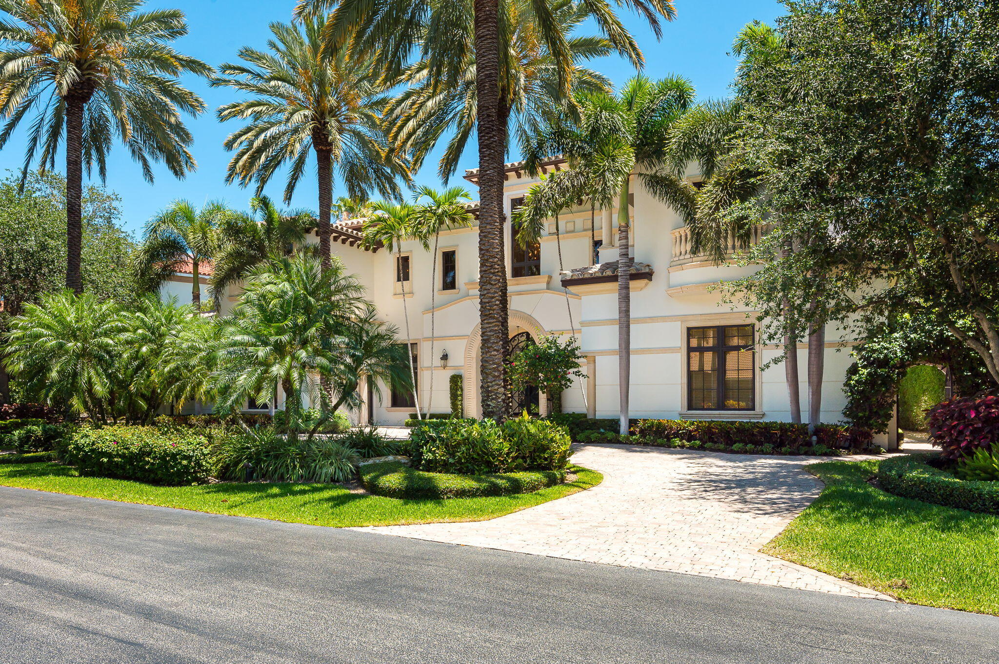 4298 Sanctuary Lane Boca Raton, FL 33431 - Photo 2 of 87 49-web-or-mls-photo-49