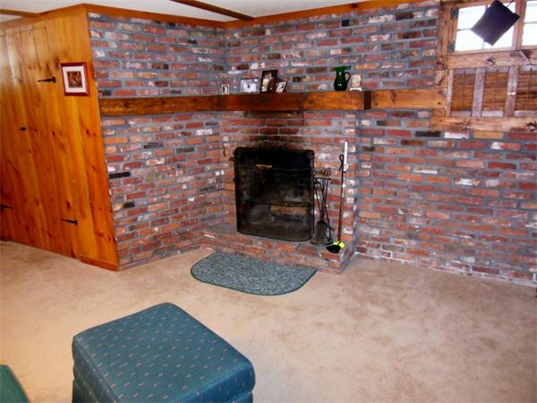 22 Esty Road Princeton, MA 01541 - Photo 16 of 25 a view of water heater room