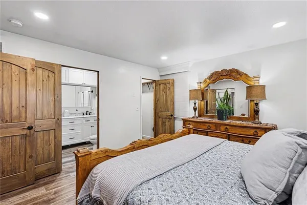 $479,900 | 16 South Lakeview Road, Mapleton, KS 66754
