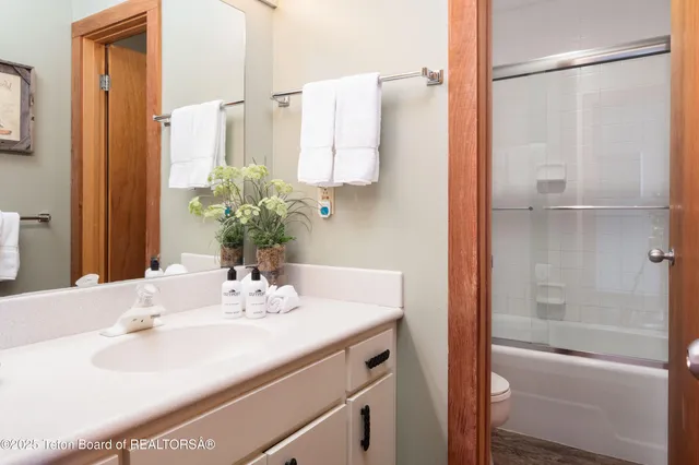 $2,795,000 | 3600 West Michael Drive, Unit D42, Teton Village, WY 83025