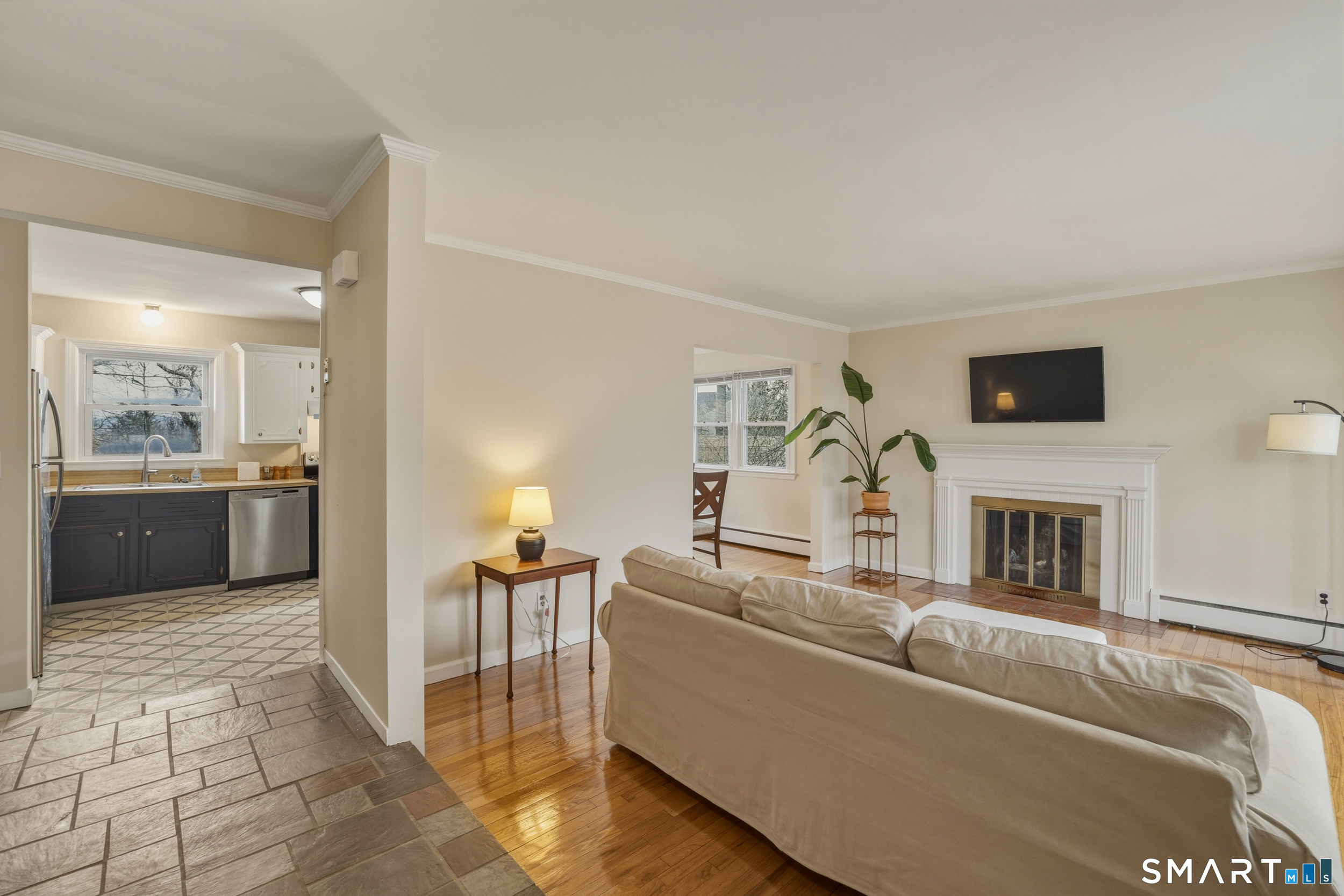 60 Corbin Road Hamden, CT 06517 - Photo 6 of 23