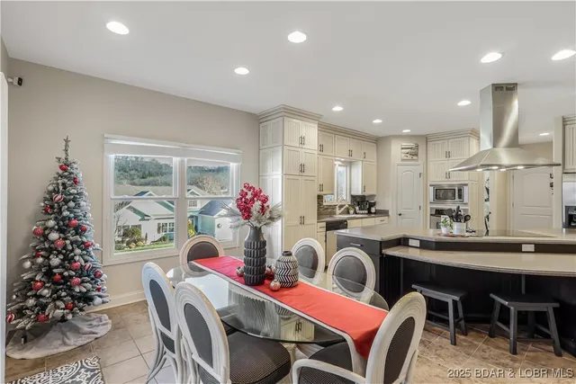 $699,000 | 82 Southern Pine Lane, Lake Ozark, MO 65049