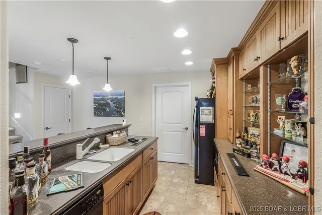 $699,000 | 82 Southern Pine Lane, Lake Ozark, MO 65049