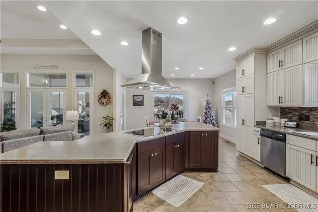 $699,000 | 82 Southern Pine Lane, Lake Ozark, MO 65049