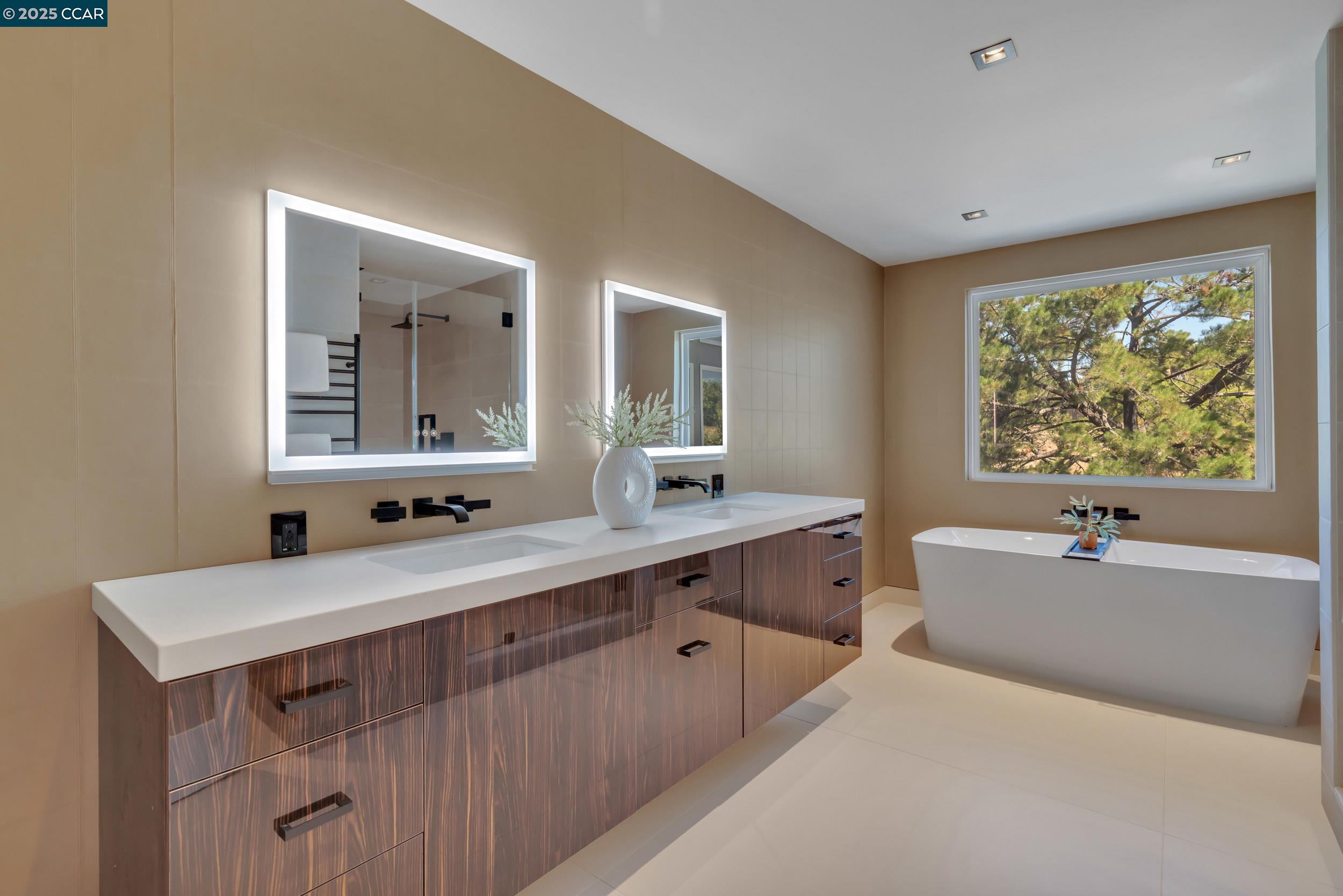 127 Caminar Way Walnut Creek, CA 94596 - Photo 35 of 60 a bathroom with a tub sink and mirror