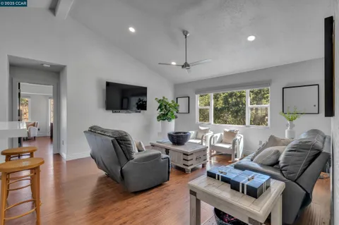 $3,998,000 | 127 Caminar Way, Walnut Creek, CA 94596