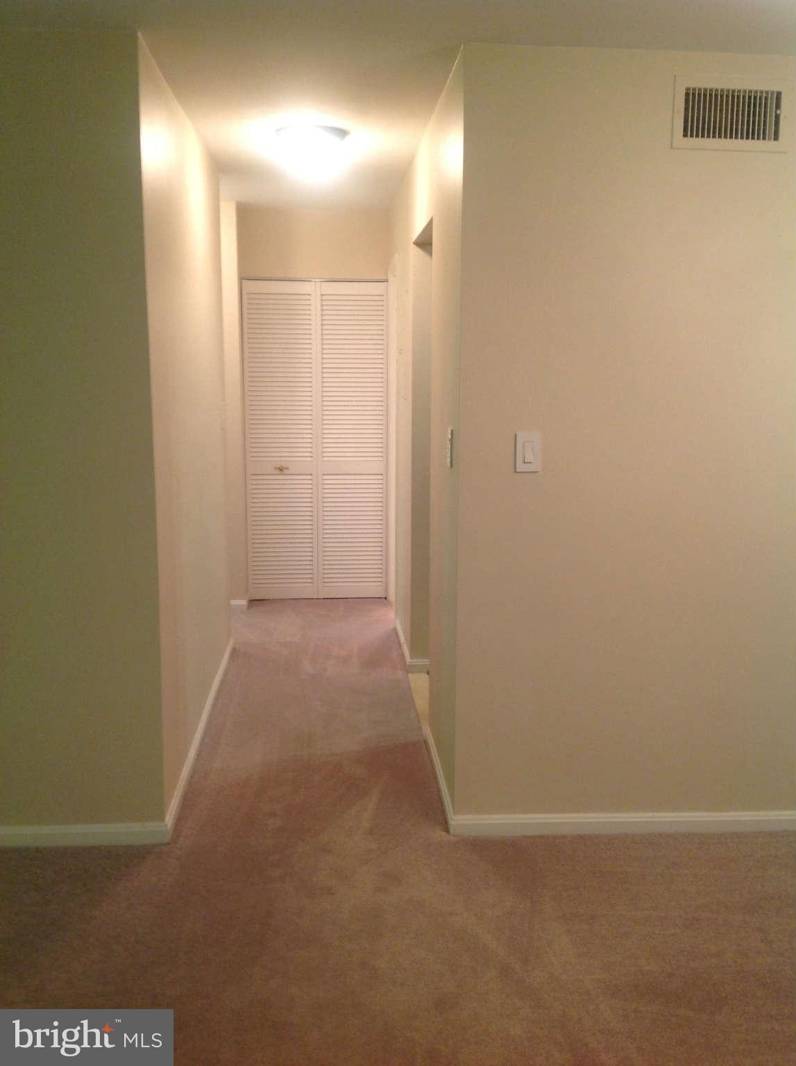 5827 Cove Landing Road, Unit 303 Burke, VA 22015 - Photo 12 of 16 Interior (General)
