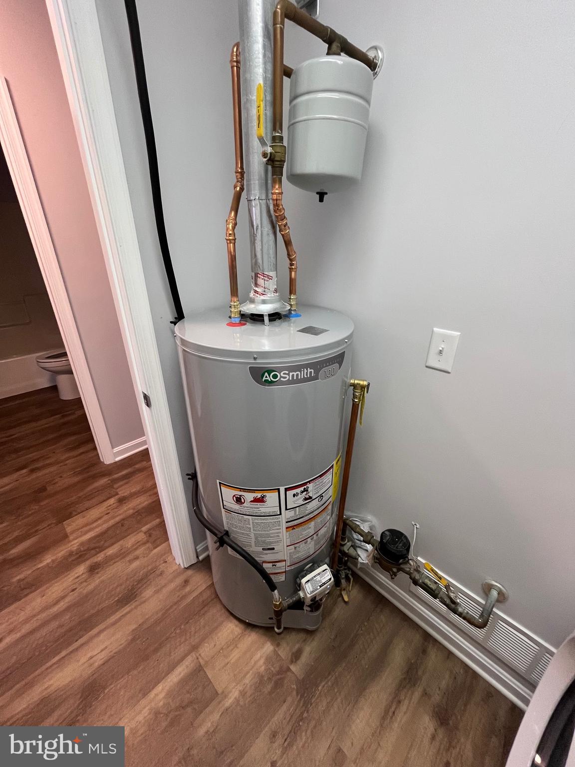 3077 Lakefield Road, Unit 3077 York, PA 17402 - Photo 12 of 33