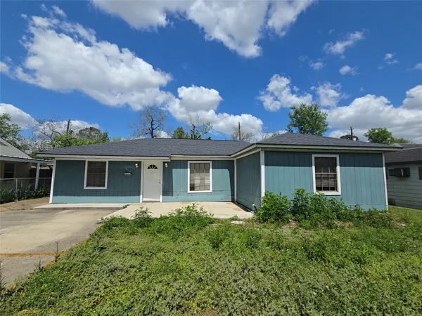 $1,695 | 5115 Balkin Street, Houston, TX 77021