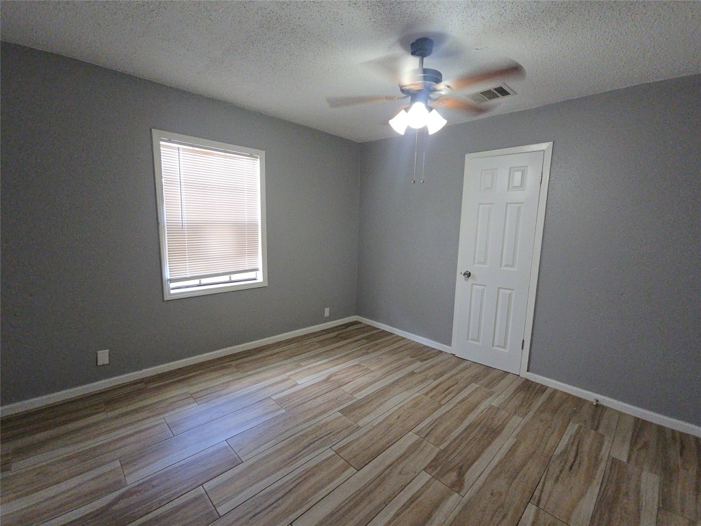 5115 Balkin Street Houston, TX 77021 - Photo 15 of 26