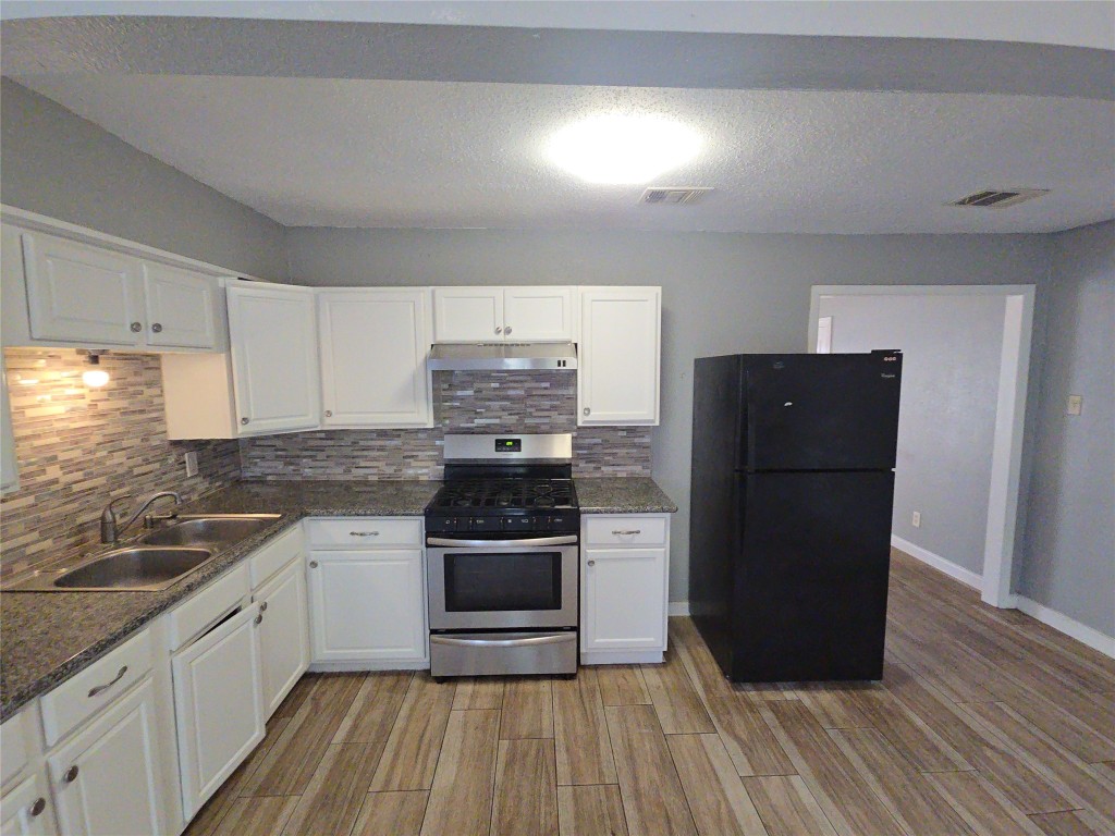 5115 Balkin Street Houston, TX 77021 - Photo 8 of 26