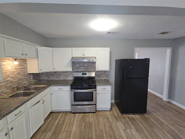 $1,645 | 5115 Balkin Street, Houston, TX 77021