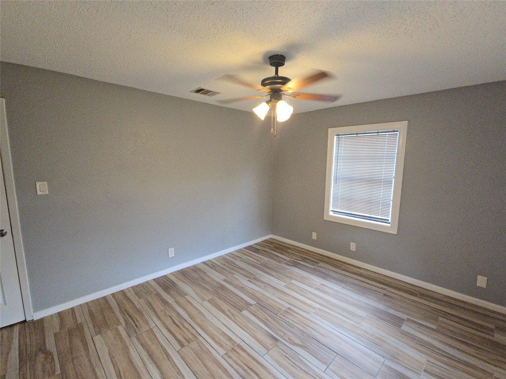 5115 Balkin Street Houston, TX 77021 - Photo 10 of 26