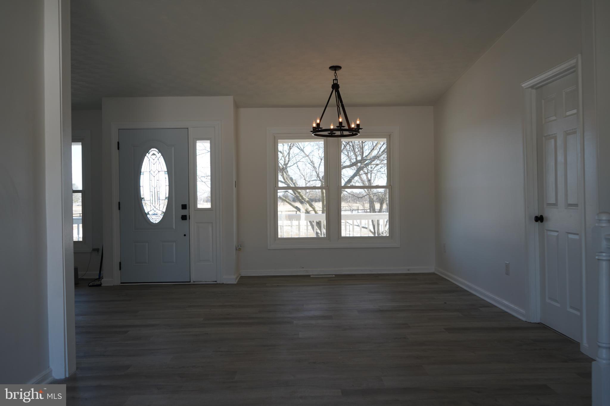 15604 Glen Ella Road Culpeper, VA 22701 - Photo 10 of 34 Bright and airy entryway with modern charm.
