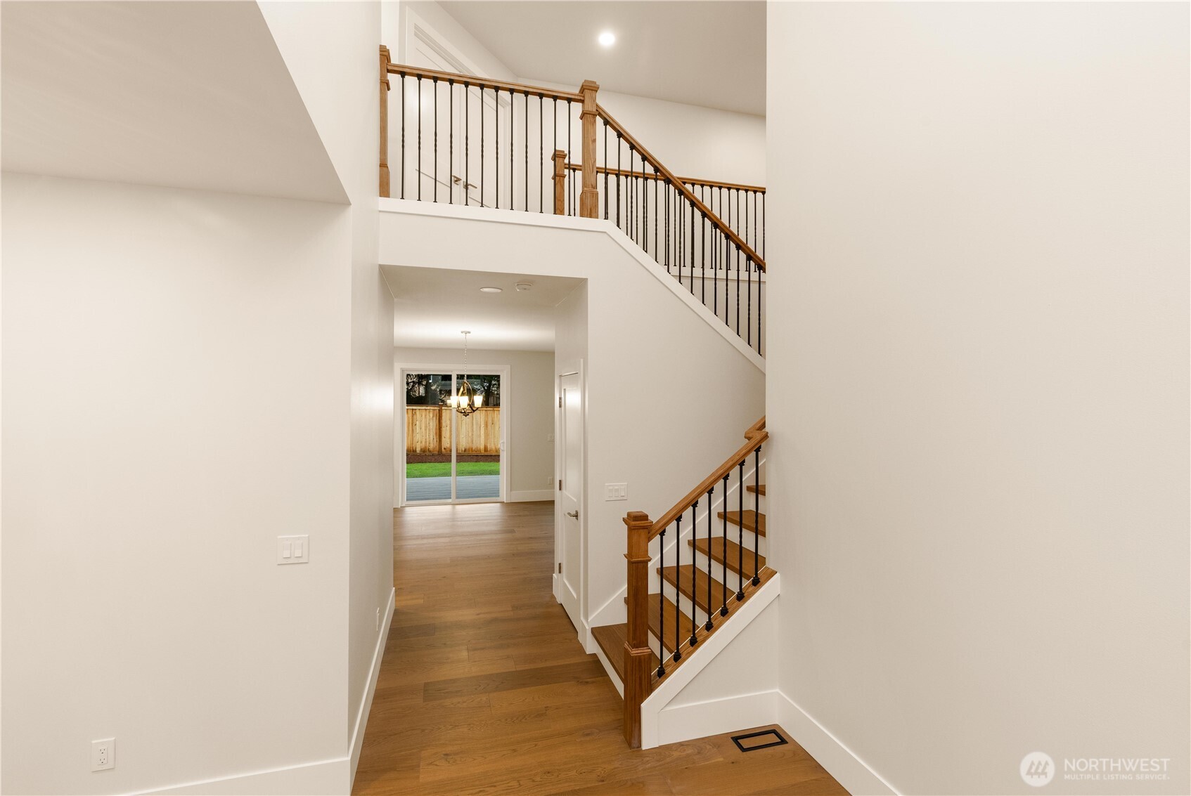 15518 56th Avenue West Edmonds, WA 98026 - Photo 18 of 40