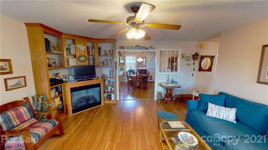 4263 Red Maple Road Kershaw, SC 29067 - Photo 1 of 13 Gallery Image 1