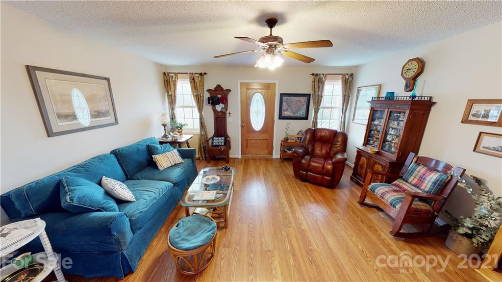 4263 Red Maple Road Kershaw, SC 29067 - Photo 5 of 13 Gallery Image 5