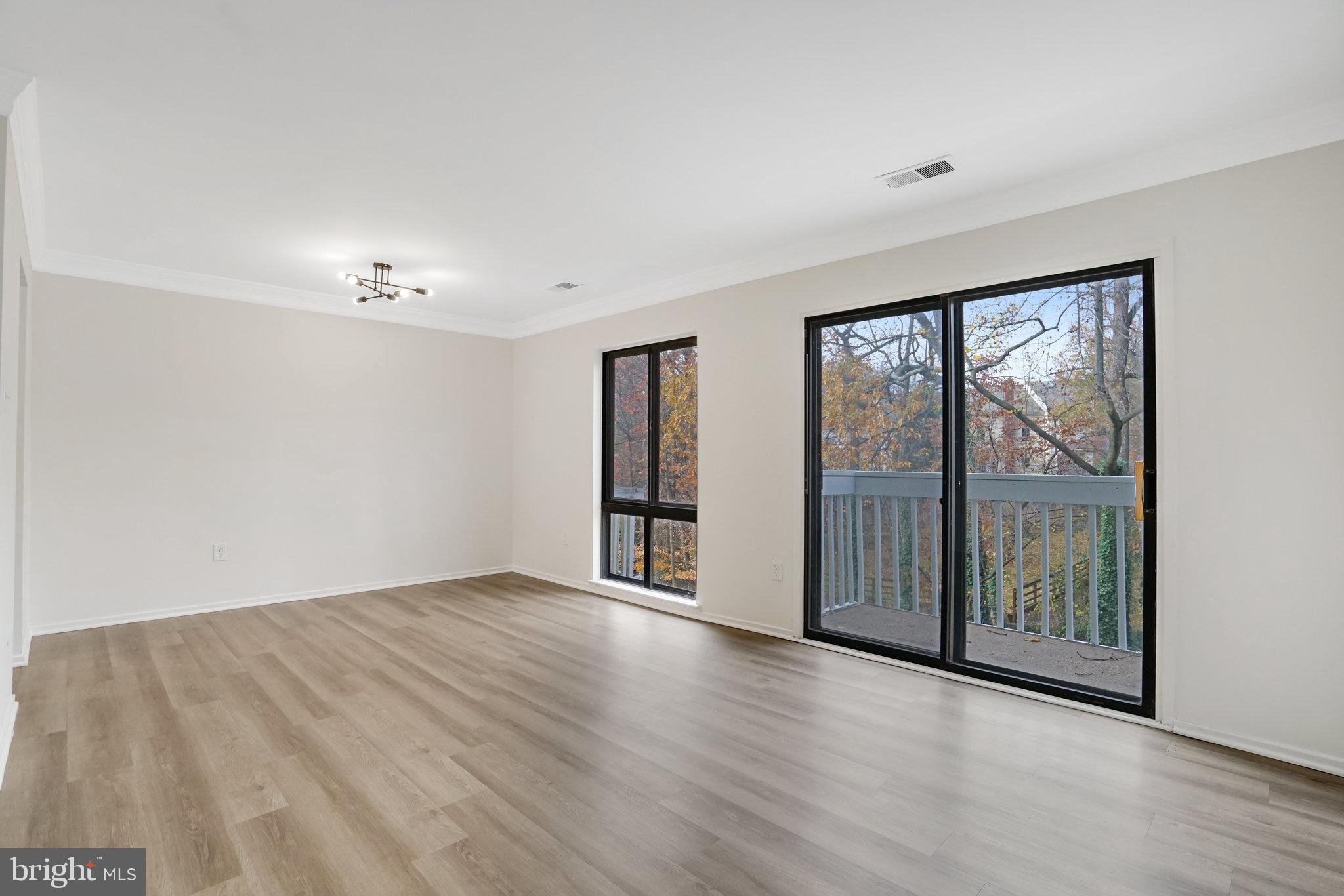 7912 Spring Forest Court, Unit 3A Springfield, VA 22152 - Photo 8 of 32