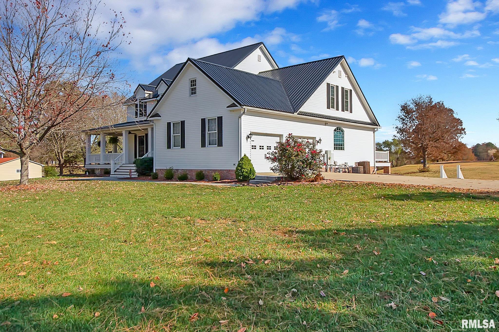 3578 Hamilton Park Road Pinckneyville, IL 62274 - Photo 3 of 43 Gallery Image 3