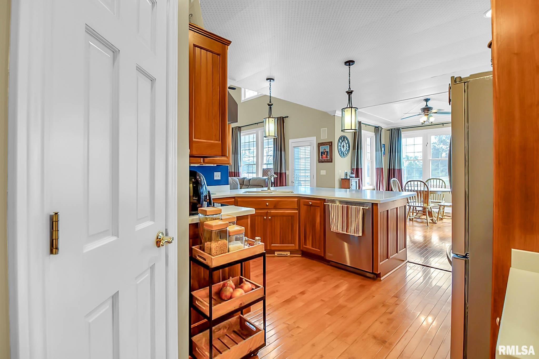 3578 Hamilton Park Road Pinckneyville, IL 62274 - Photo 10 of 43 Gallery Image 10