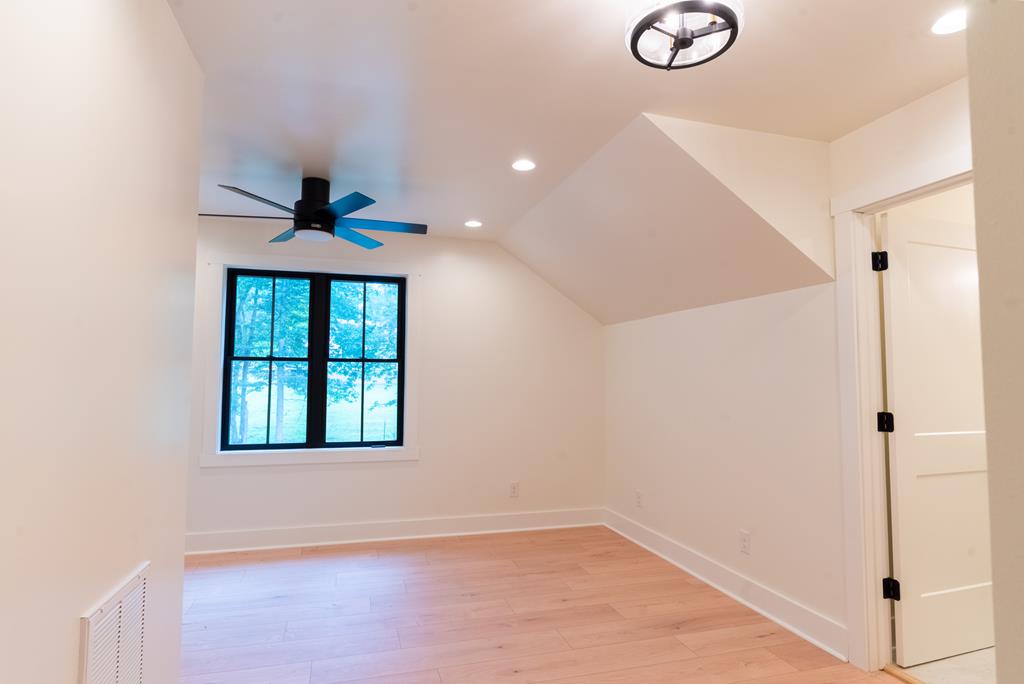 858 Milroy Grose Road Lansing, WV 25862 - Photo 17 of 30 Gallery Image 17