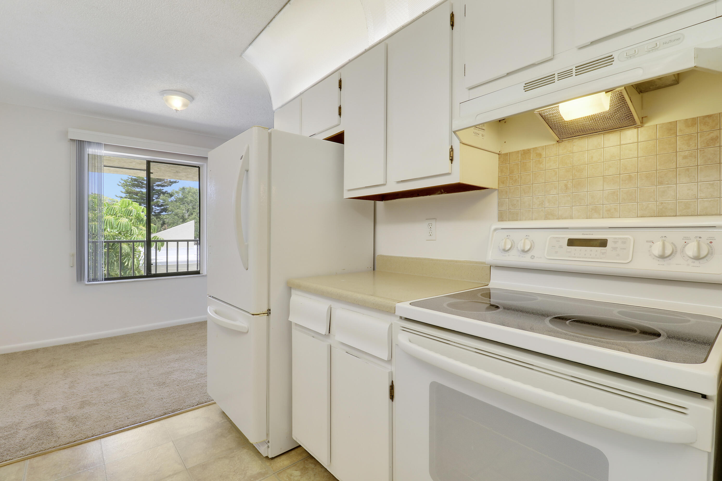 150 Pineview Road, Unit G8 Jupiter, FL 33469 - Photo 23 of 45 House2-18