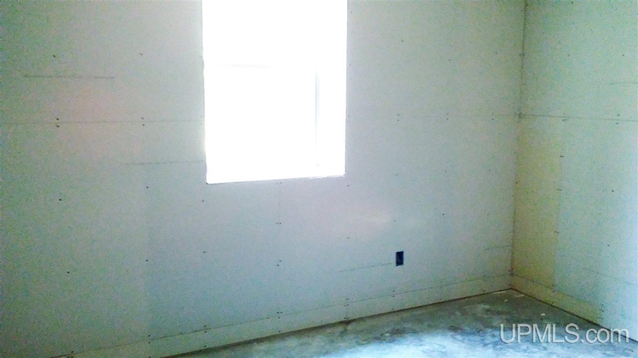 5861 Maplewood Road Hurley, WI 54534 - Photo 17 of 29 Gallery Image 17