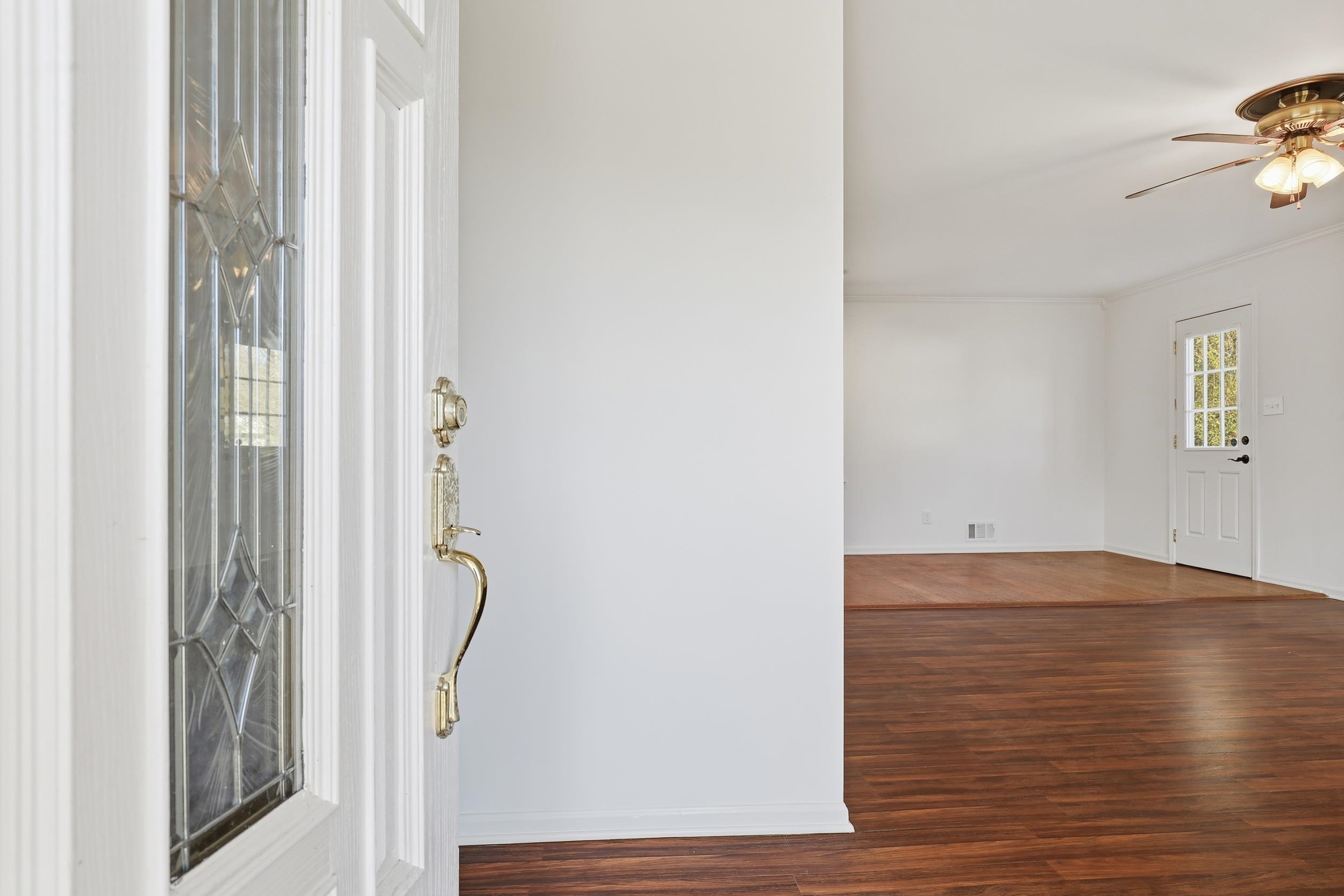 513 East Turner Street Landrum, SC 29356 - Photo 4 of 32