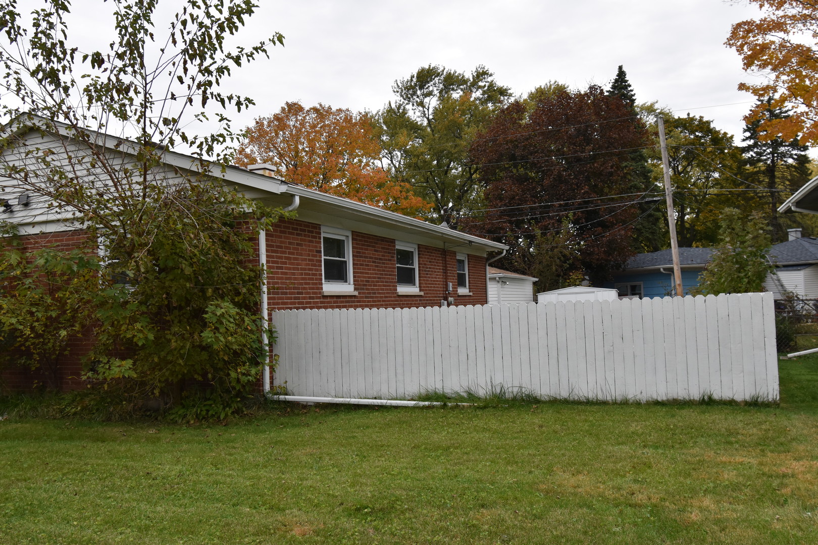 591 Audrey Lane Wheeling, IL 60090 - Photo 15 of 18