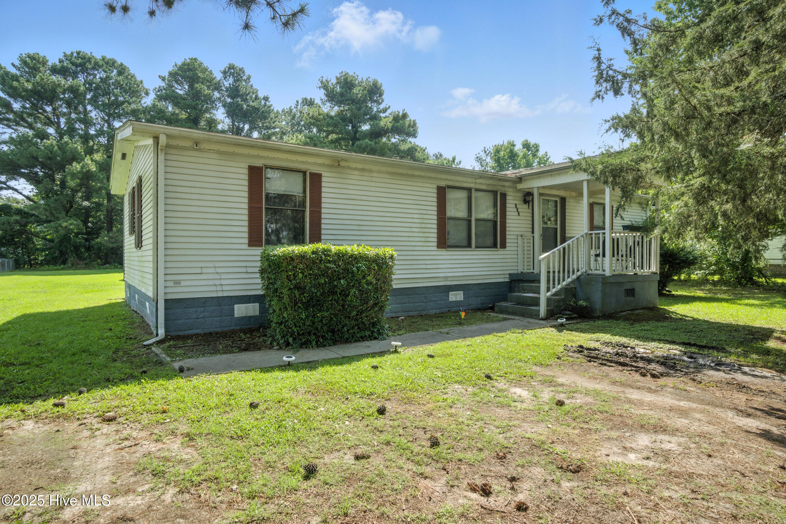 132 Chapanoke Road Hertford, NC 27944 - Photo 2 of 19 1_dsc04238