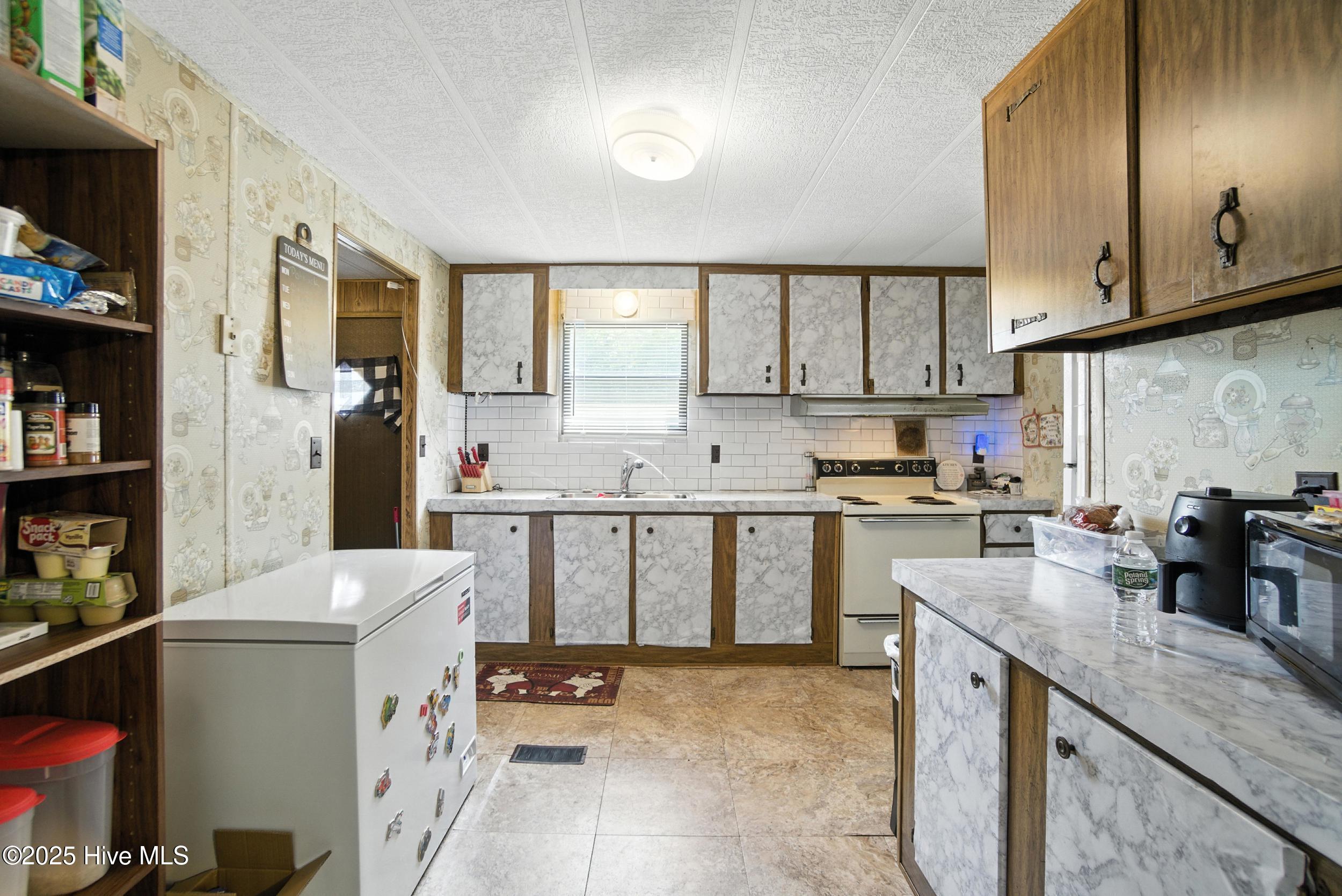 132 Chapanoke Road Hertford, NC 27944 - Photo 8 of 19 14_dsc04295