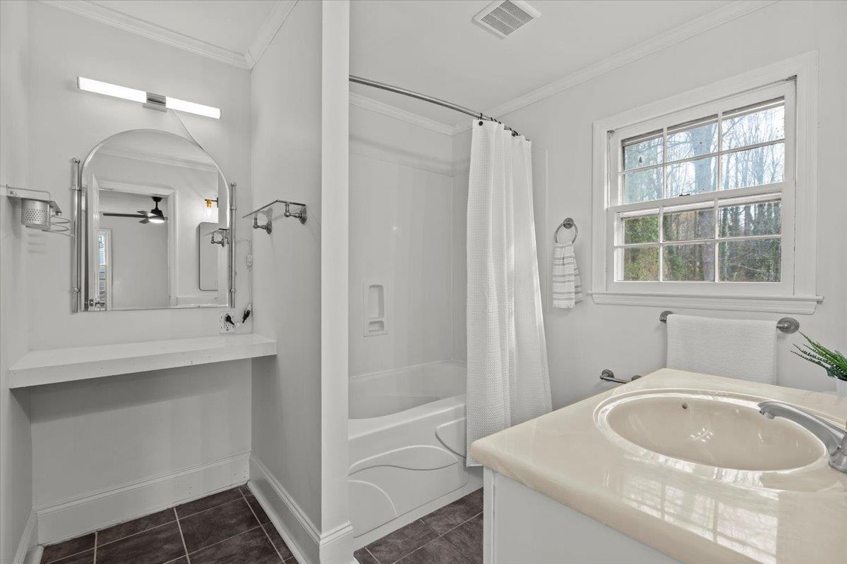 412 Ransdell Drive Spartanburg, SC 29307 - Photo 11 of 28