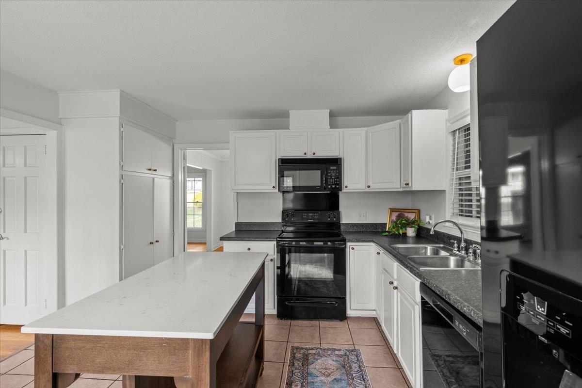 412 Ransdell Drive Spartanburg, SC 29307 - Photo 9 of 28