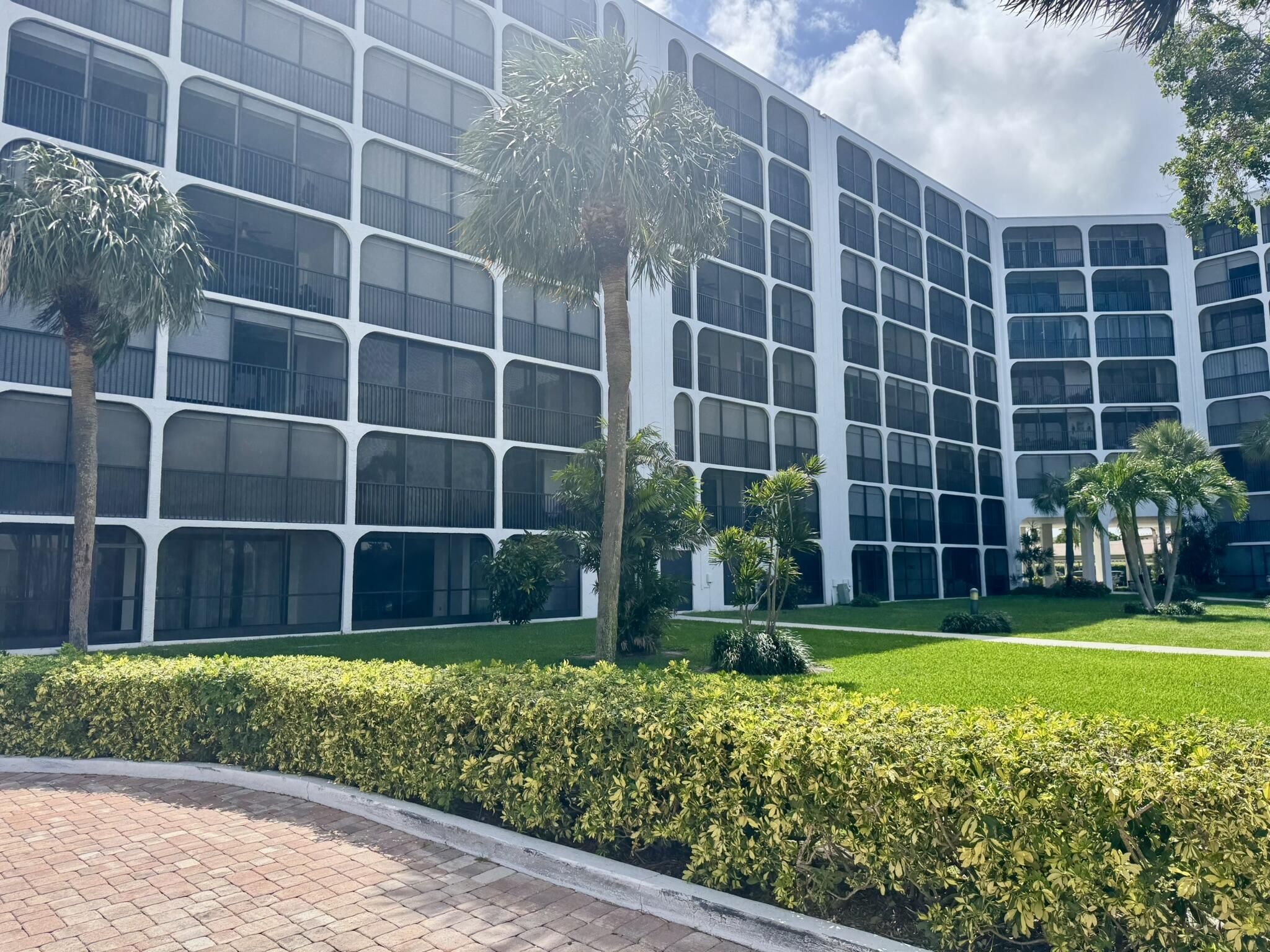 1629 Riverview Road, Unit 221 Deerfield Beach, FL 33441 - Photo 28 of 31 IMG_0411