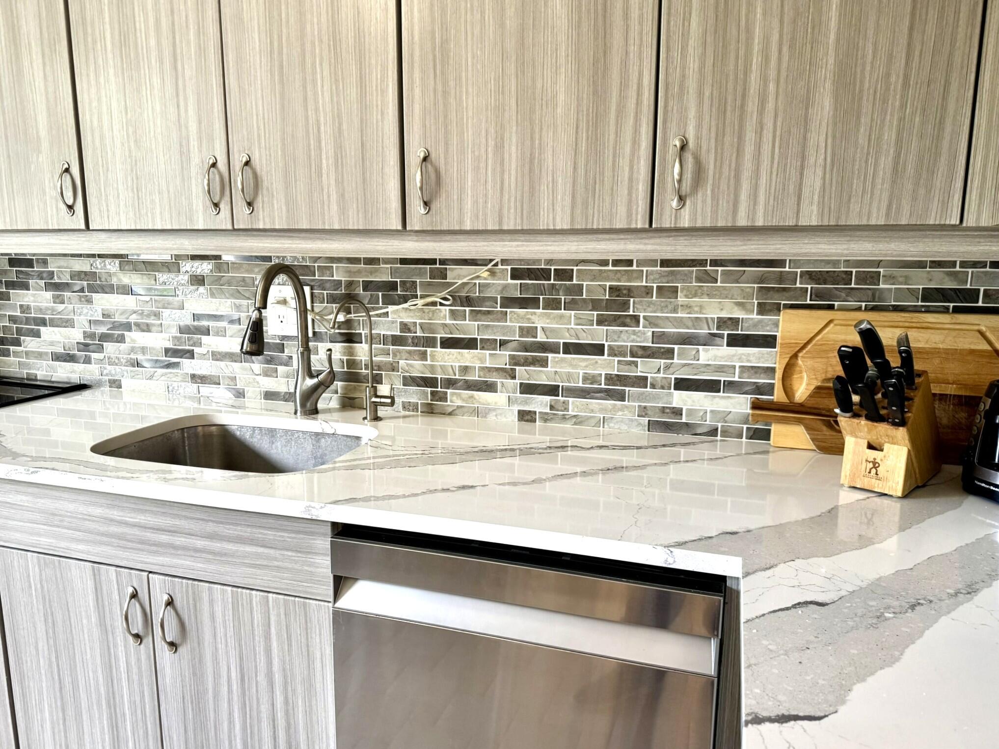 1629 Riverview Road, Unit 221 Deerfield Beach, FL 33441 - Photo 3 of 31 Kitchen